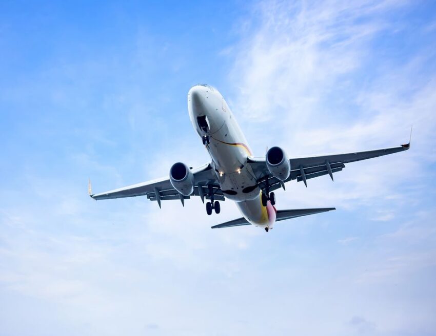 Air freight forwarders